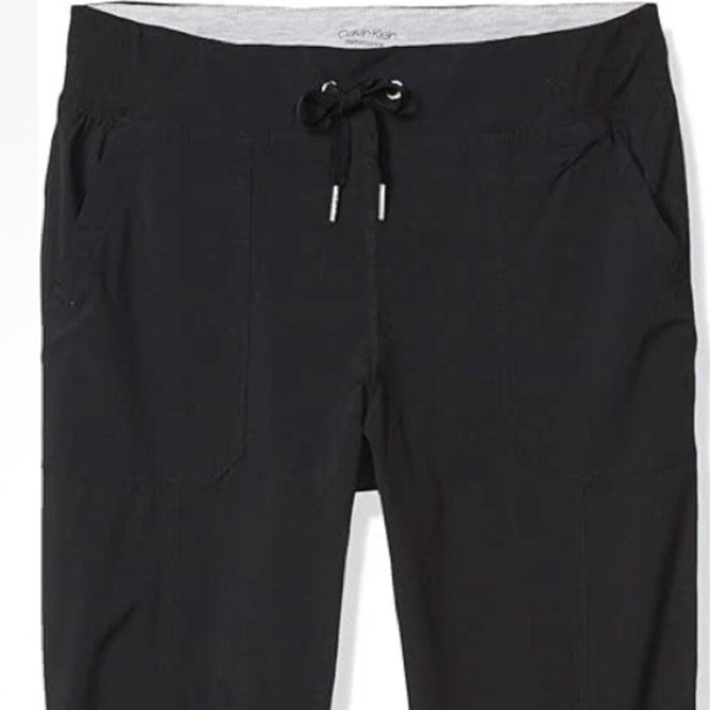 Calvin Klein Women's Rib Cuff Bottom Capri Pant - Picture 3 of 7